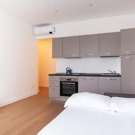 Youhosty - Gioia Large Appartement