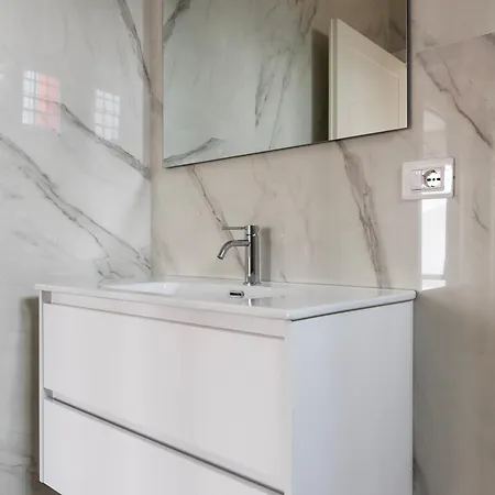 Youhosty - Gioia Large Appartement